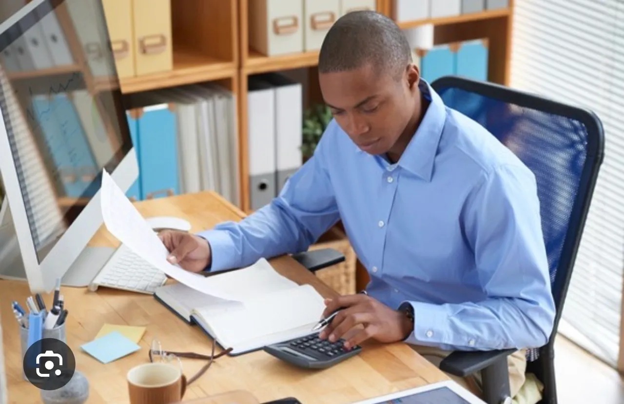 Auxiliar administrativo